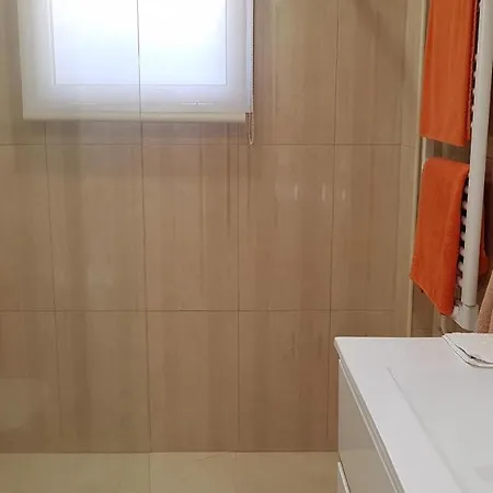 L157 Cabopino Lejlighed Marbella